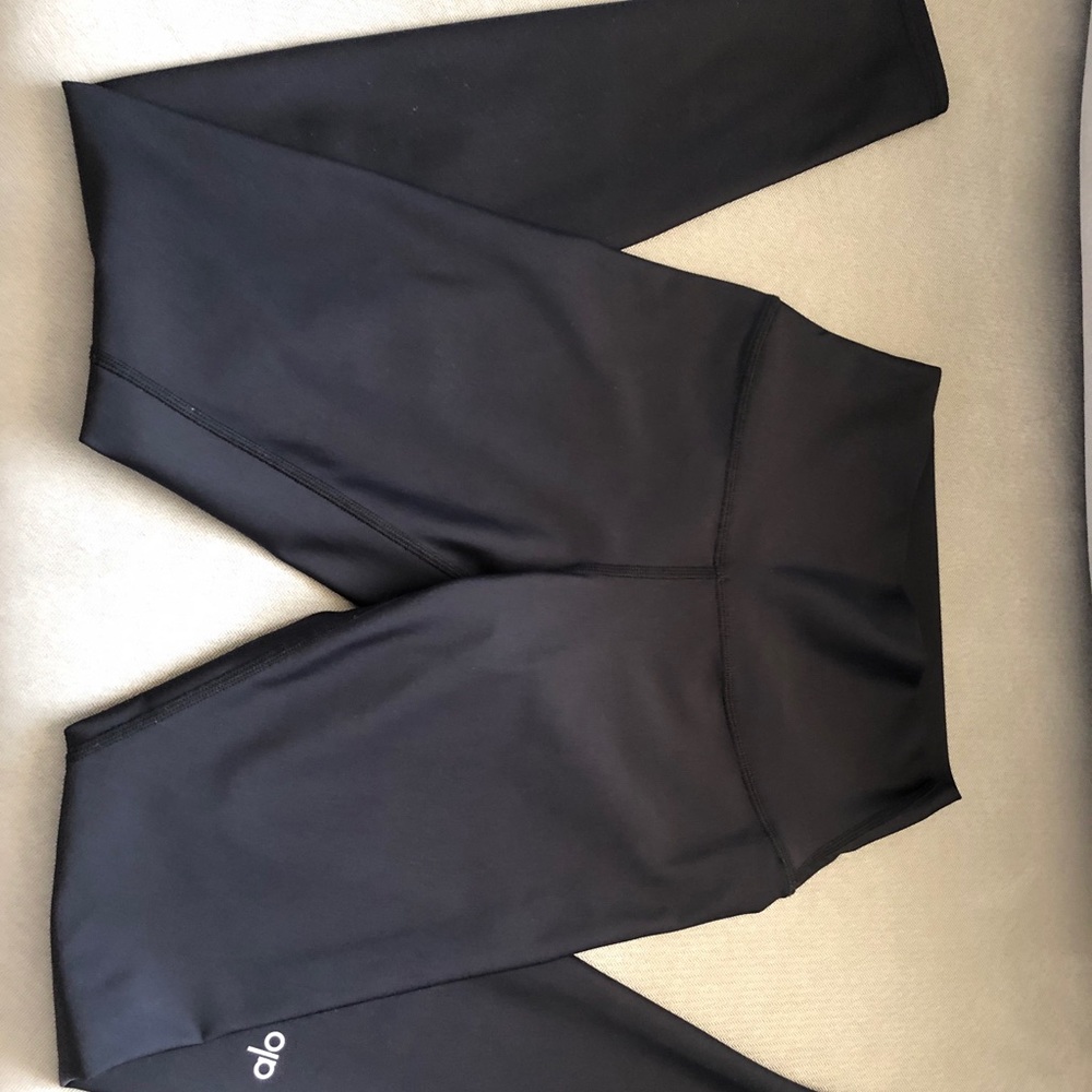 Black Alo leggings